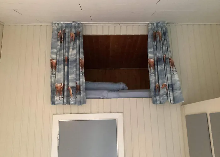 Дом отдыха 6 Person In *